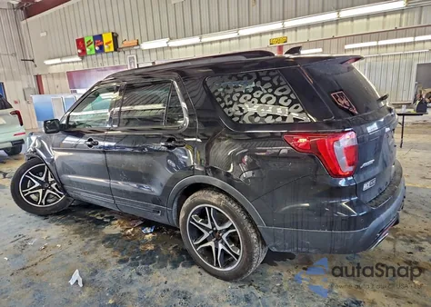 2016 Ford Explorer Sport z USA, uszkodzony, nr VIN 1FM5K8GTXGGC70932